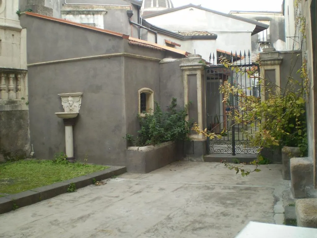 Biscari Rooms Catania Pensionat